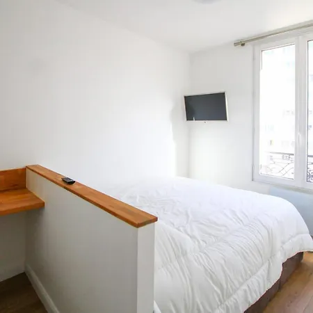 Apartament Bright And Comfortable Apt With Wifi In Clichy *